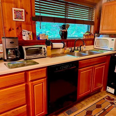 Buckberry Creek Chalet Gatlinburg Exterior photo